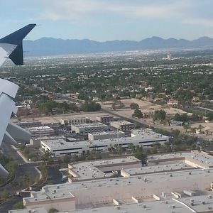 Meet your Posher, Laurent